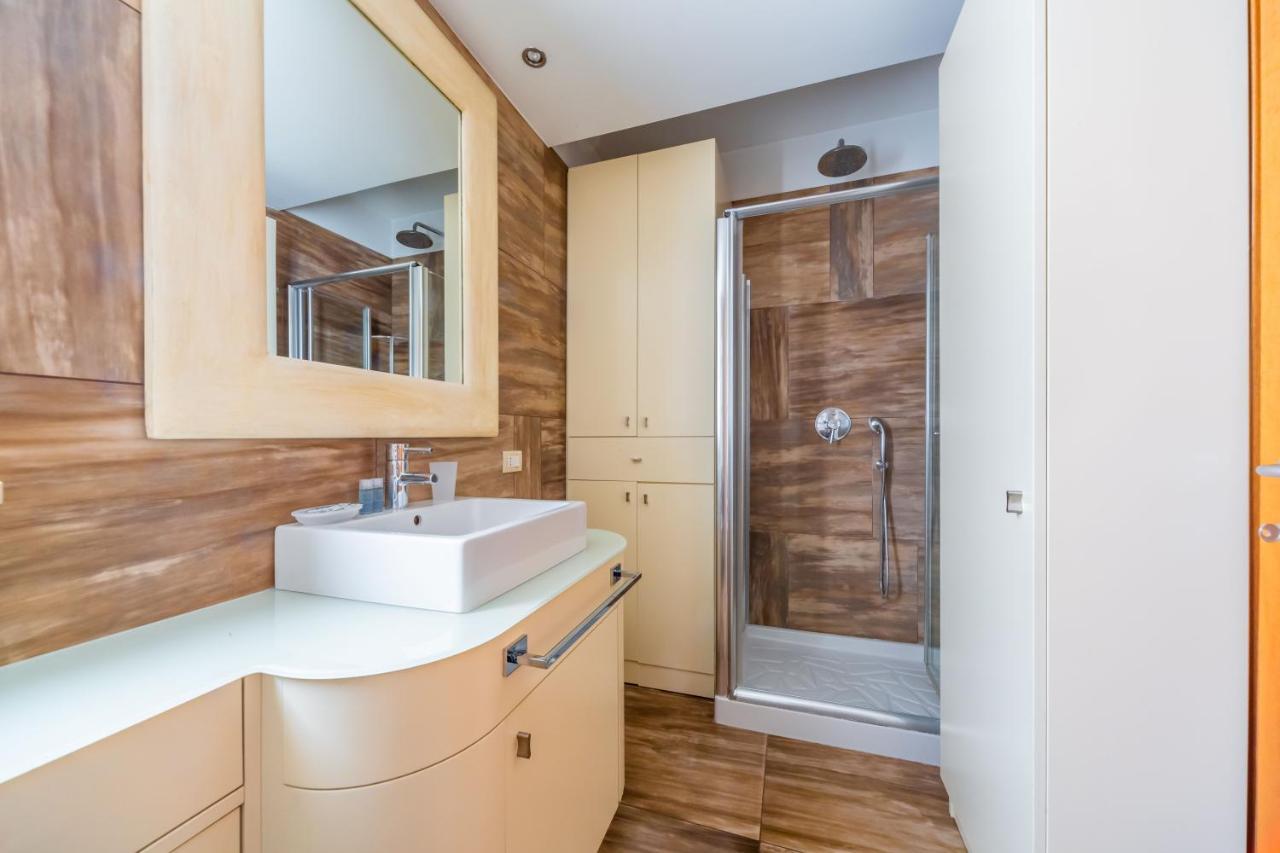 Cozy Apt - Corso Vercelli & Conciliazione M1 밀라노 외부 사진